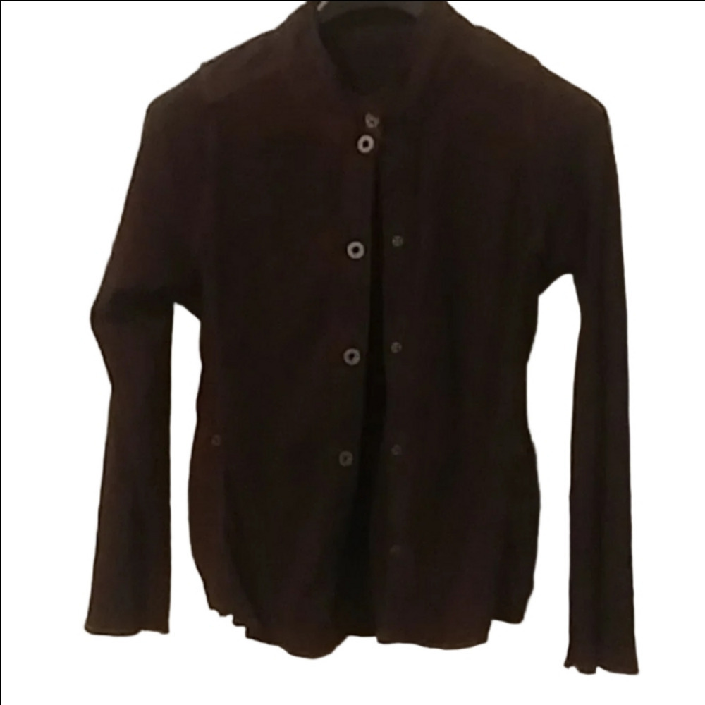 shirt with long sleeves